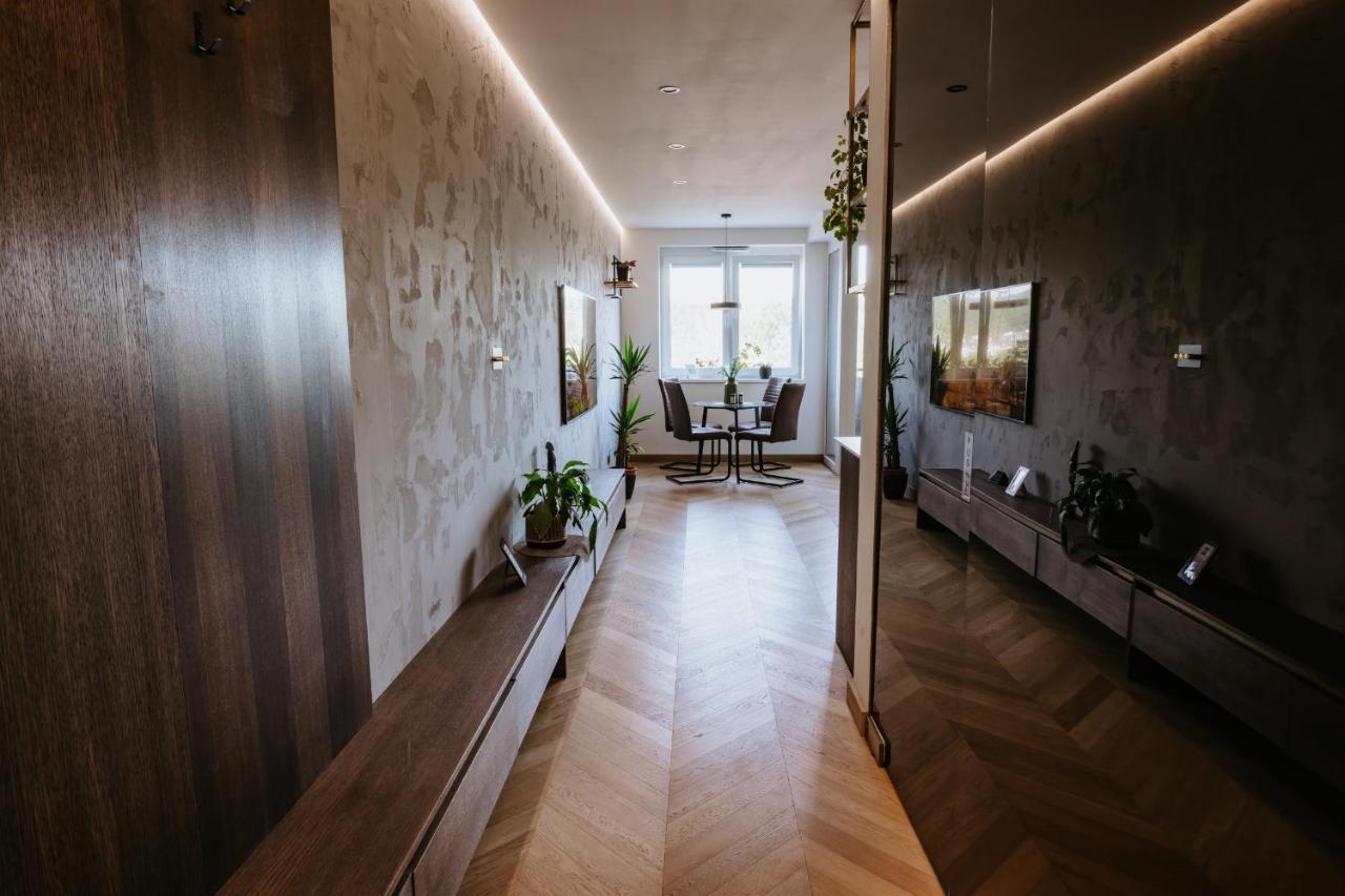 Minimalist Design Penthouse - Kosice Old Town公寓 外观 照片