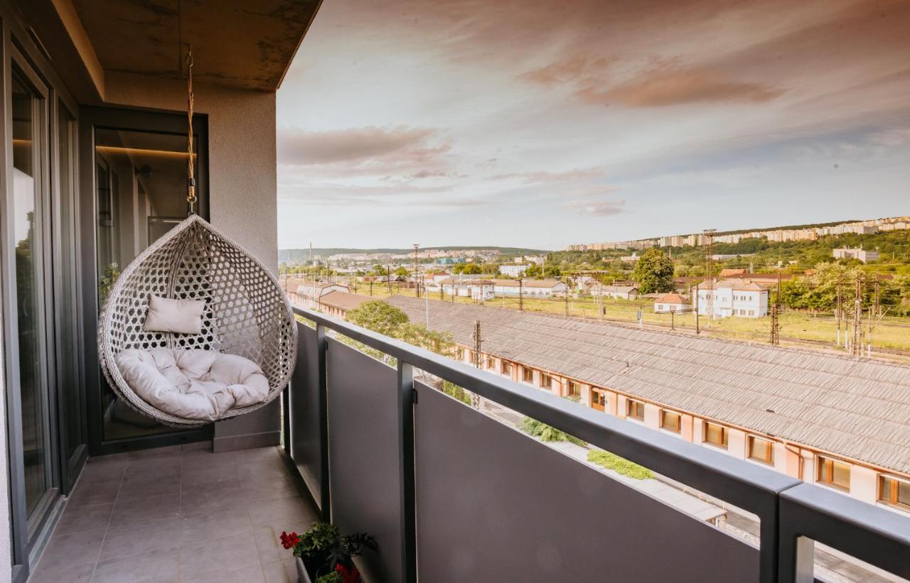Minimalist Design Penthouse - Kosice Old Town公寓 外观 照片